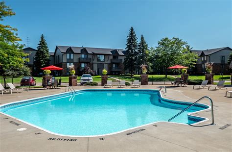 Fox Hill Glens | Apartments in Grand Blanc, MI