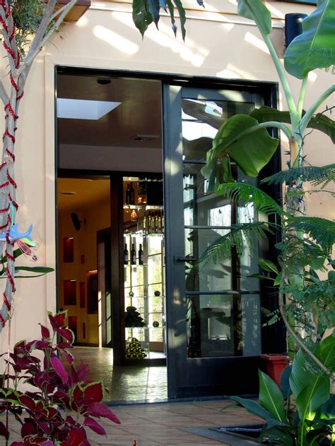 Valentine’s is For Virginia Wine Lovers! – Charlottesville UnCorked