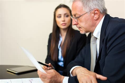 Business People Worker Pic 的图像结果