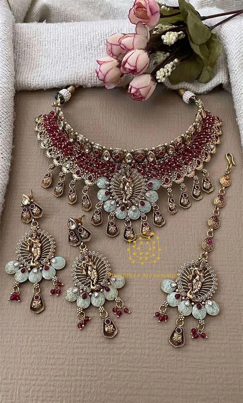 ANTIQUE KRISHNA TEMPLE SET | PinwheelsAccessories