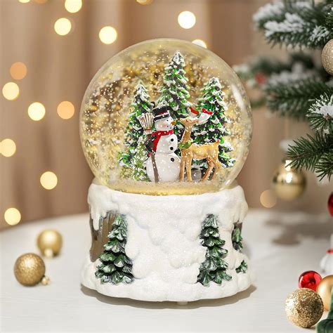 Amazon.com: Luxspire Christmas Snow Globes, Musical Lighted Snow Globe ...