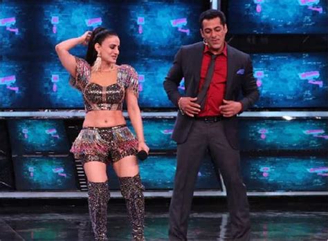 BB13 के फिनाले में कहां गायब थी घर की मालकिन अमीषा? - why-was-the-house ...