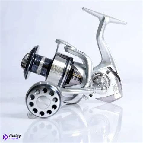 Lucana Komodo Saltwater Fishing Spinning Reel | 4000 - 6000 – Fishingmonk