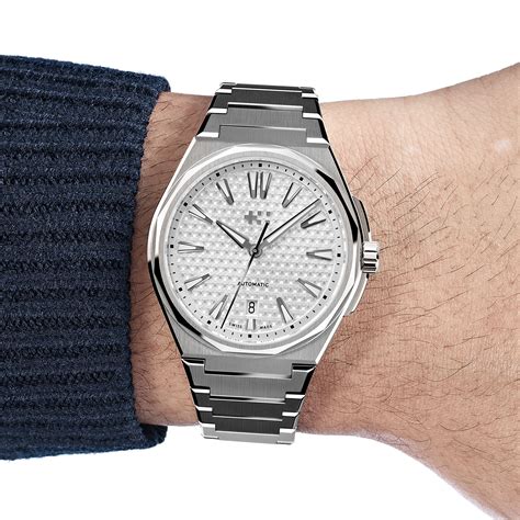 The Twelve | Christopher Ward