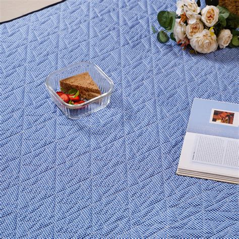 Quilted Foldable Picnic Mat 84x60 Inch Online - Premium Picnic Mat ...