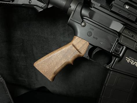 Walnut AR15 A2 Grip — RAILWOODS M-Lok Rail Covers and Wood AR15 Furniture