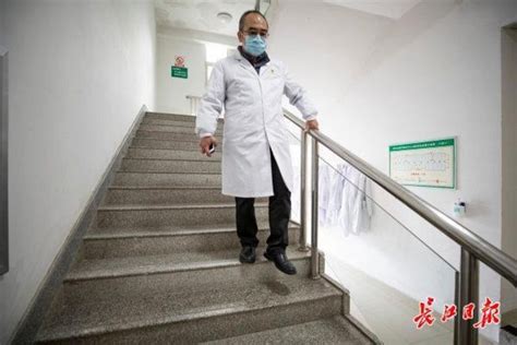感动无数人的金银潭医院院长入选国家荣誉称号 他是咱河南人-独家-新闻-映象网