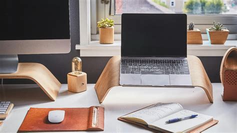 Work from home productivity work-life balance hybrid models office vs ...