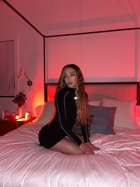 Pin by Youtube Land on JAMES CHARLES | James charles, James charles with wig, James charles outfits