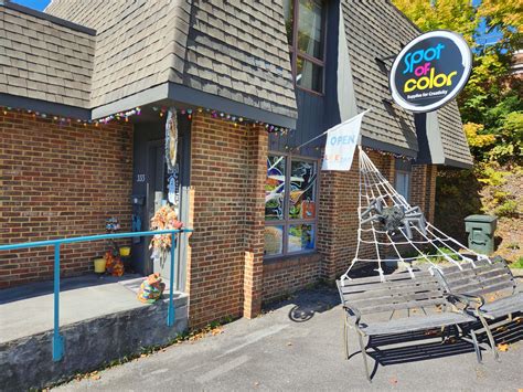 Spot of Color - Visit Abingdon Virginia