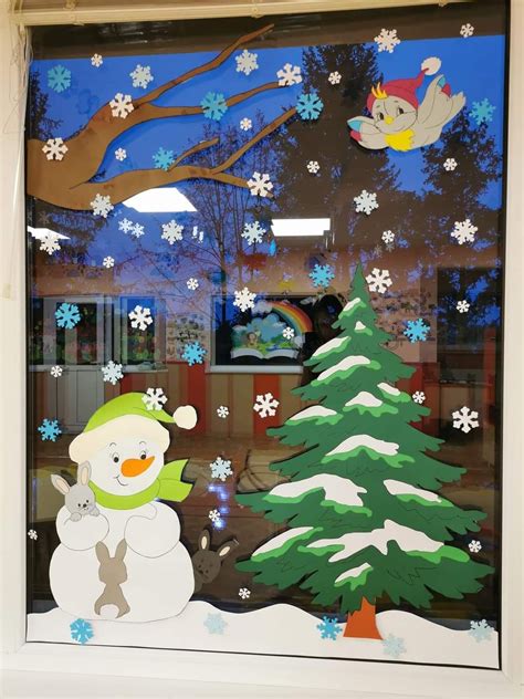 Snowmen and Christmas Trees Window Decoration