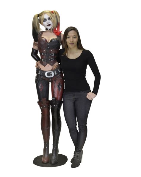 Arkham City Harley Quinn Statue