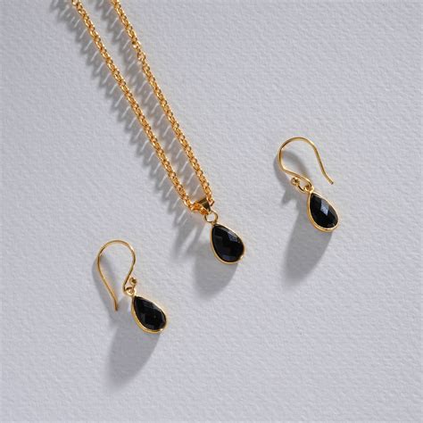 Black Onyx Minimal Pendant Set – Totapari