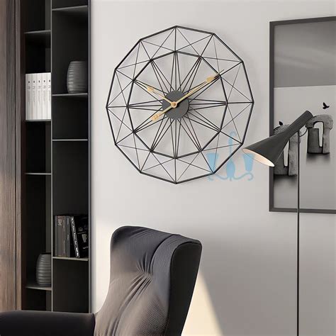 Dexterous Nordic Metal Wall Clock