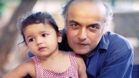 Children's Day 2022: See how your favourite Bollywood stars looked in ...