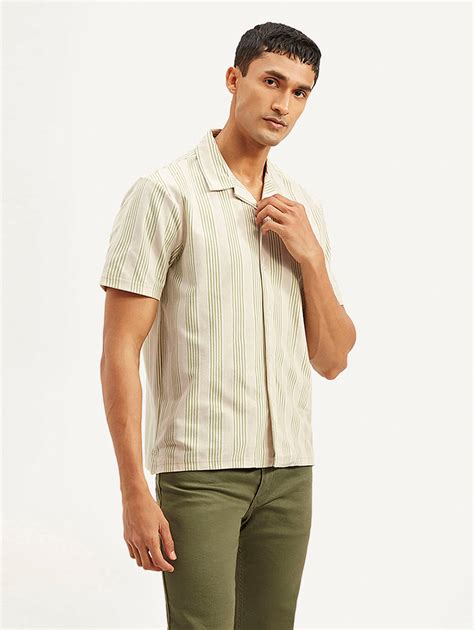 Men's Resort Collar Striped Relaxed Fit Camp Shirt – Levis India Store