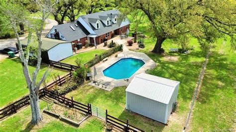 4742 Edgar Rd, Sulphur, LA 70665 | Homes.com