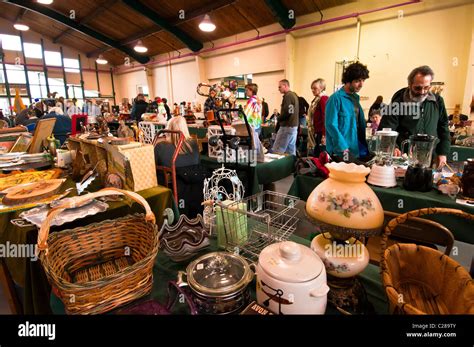 Picc-a-dilly Flea Market, Eugene, Oregon Stock Photo - Alamy