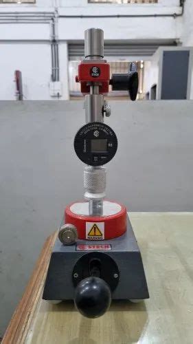 Universal Testing Machine - Fully Automatic Computerized Servo Control ...