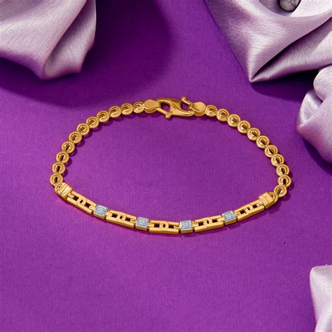 Buy Tiny Treasure Yellow Gold Kids Bracelet For Kids Online at Best ...