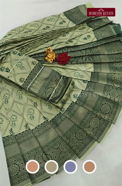 Avarthana Checked Saree – Madrassi Weaves