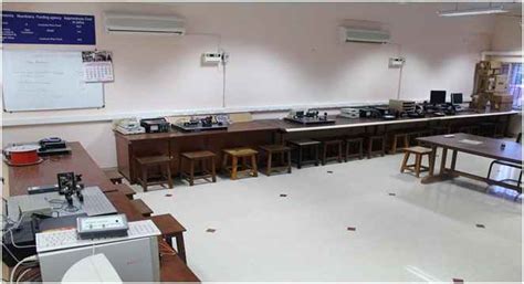 NIT Trichy - Fiber Optic Communication Lab