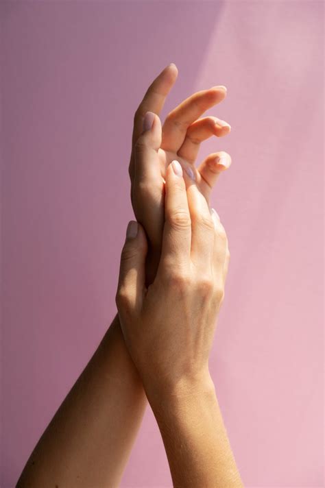 Mani donna Images - Free Download on Freepik