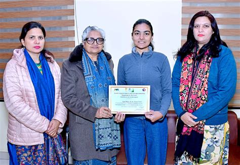 Welcome:: Tika Ram Girls College