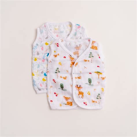 100% Cotton Muslin Vest - Woodland Animal & Elephant – haus & kinder