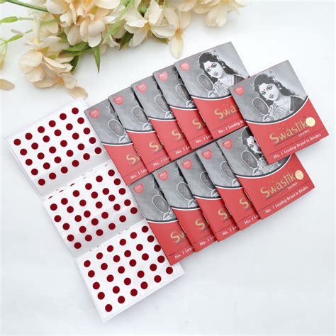 Plain Round Maroon Bindi Sheets - Size: 7MM