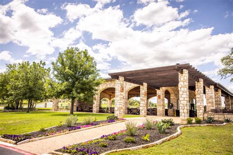 Flat Creek Estate: Texas Winery & Vineyard