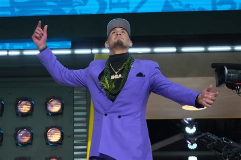 IN PICS: Tetairoa McMillan Steals Show in Lavender Suit, Mason Graham ...