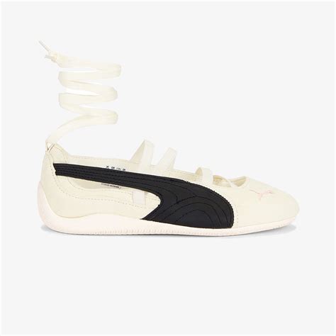 PUMA | x ROSÉ SPEEDCAT BALLET { WARM WHITE-BLACK-FROSTY PINK – Superkicks