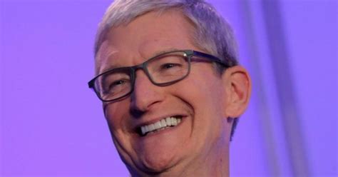 Tim Cook Joins Billionaire Club, As Apple Reaches $2 Trillion Valuation