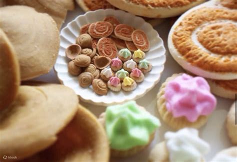 Miniature old school biscuits workshop - Klook India