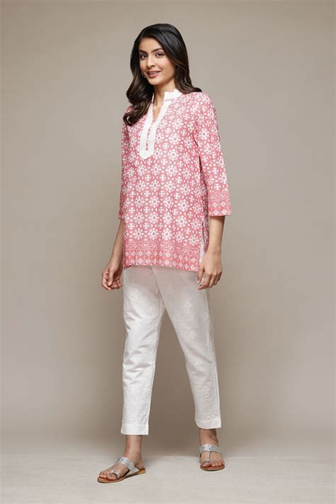 Off White Cotton Embrodered Narrow Pant