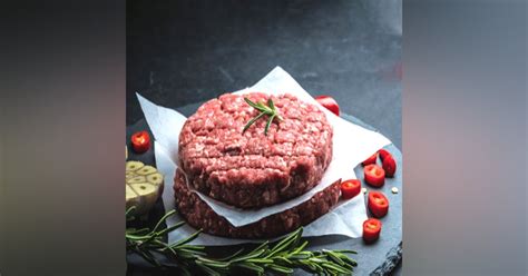 Order Fresh Chicken & Fish Online From Meatigo | LBB, Delhi