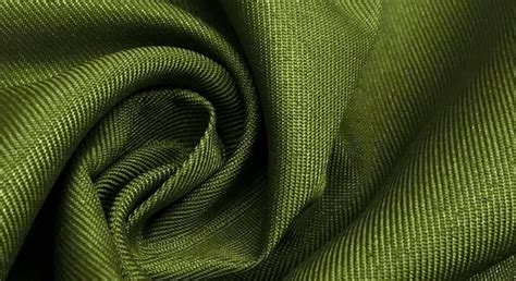 Twill vs Poplin: A Simple Guide to Shirt Fabrics - Stellas wardrobe