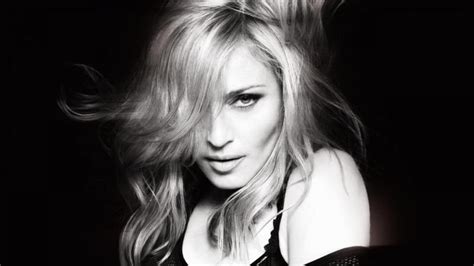 Madonna | 4K HD Wallpaper Download