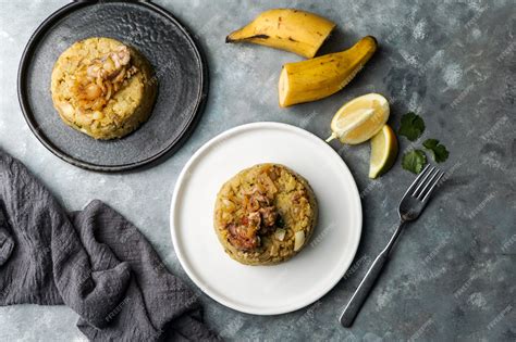 Mofongo, banana amassada com purê de carne de porco e cebola. porto ...