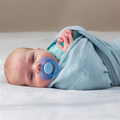 Should You Add an Arms Up Swaddle to Your Baby Registry Checklist?