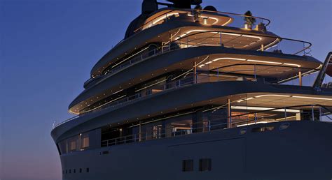 Former Presidential Yacht Sequoia, Still Unrestored, Moves Back to ...