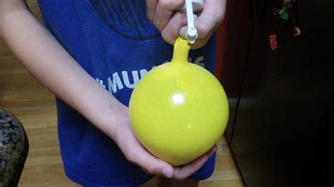 Exploding a Stress Ball 的图像结果