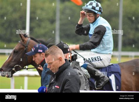 Wolverhampton Wolves Races 的图像结果