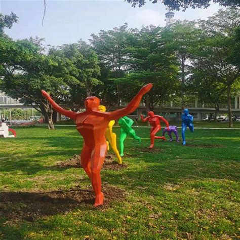 抽象人物雕塑主题 玻璃钢打篮球人物雕塑 联尖工厂定制-中国供应商