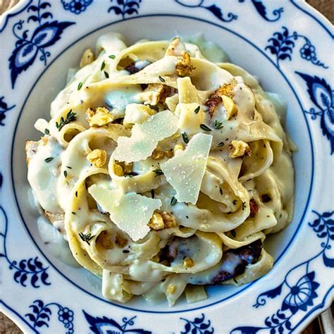 25 Great Recipes With Roasted Garlic