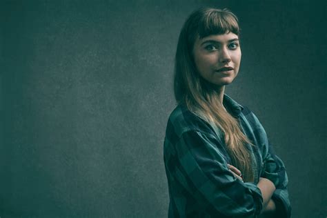 Imogen Poots Modeling 的图像结果