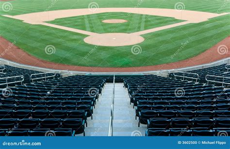 Baseball Stadium 的图像结果