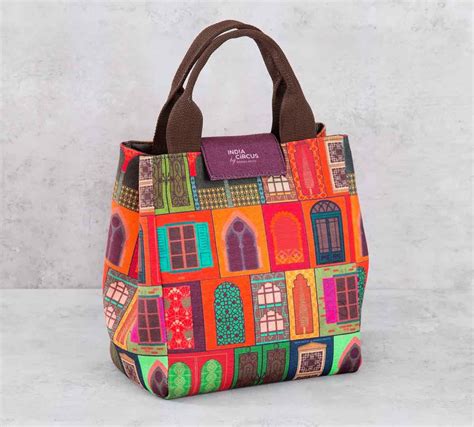 Affordable designer lunch bags for women - indiacircus.com