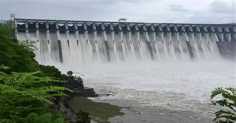 Water fills Narmada Dam to its full capacity for the first time ever ...